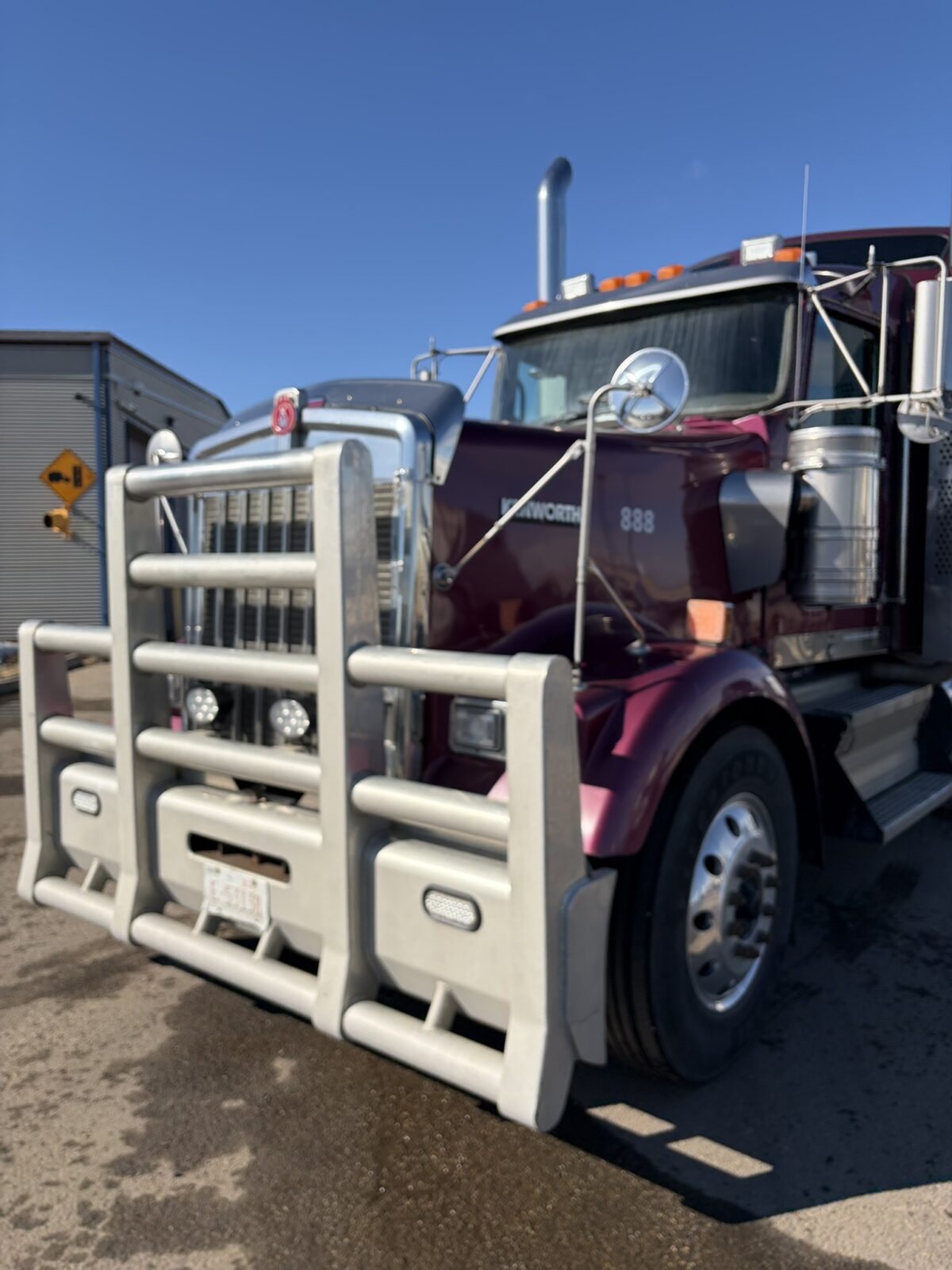 2019 Kenworth W900L