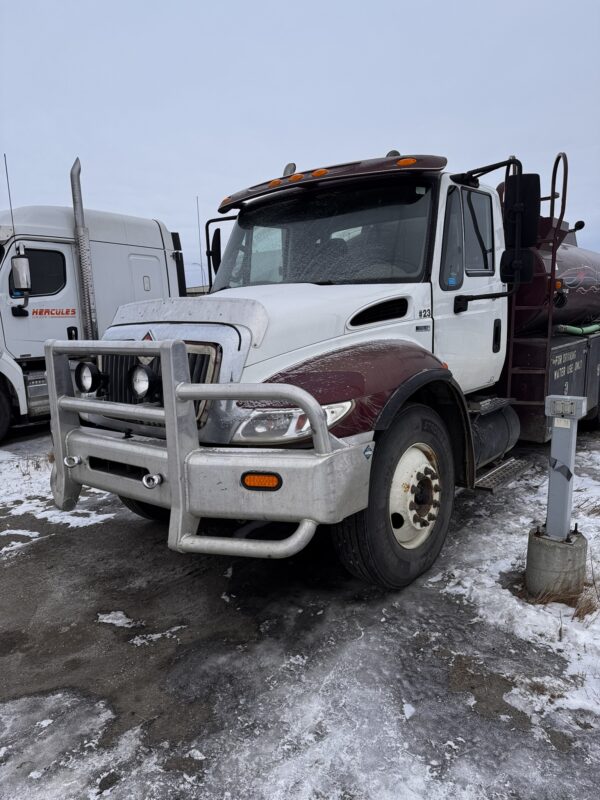 2011 International Water Truck