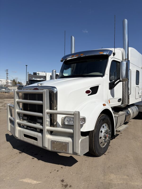 2020 Peterbilt 567