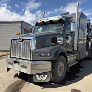 2024 Western Star 49X w/ Foremost Hydro Vac