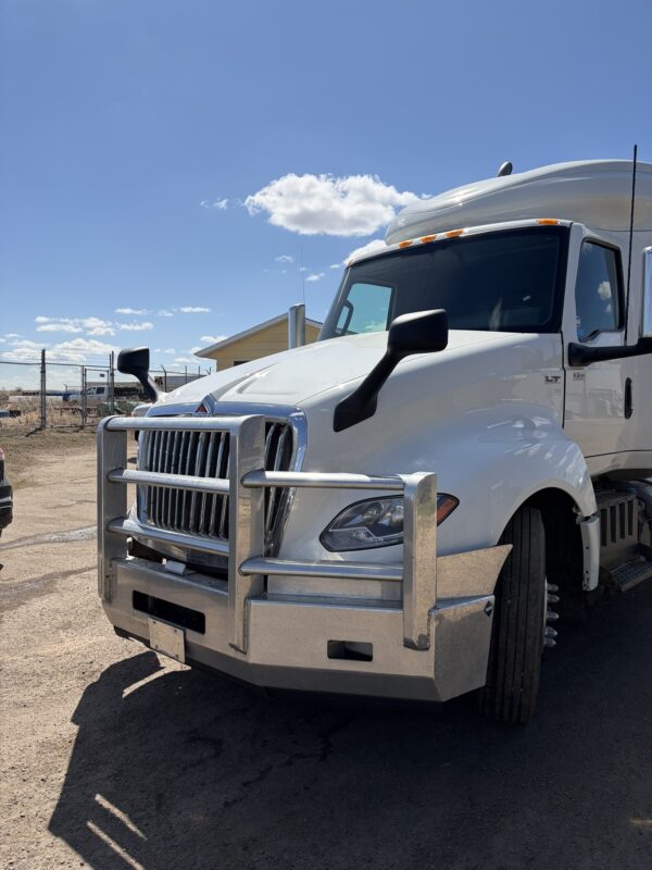 2022 International LT625