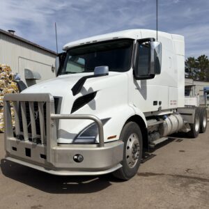 2024 Volvo VNR640