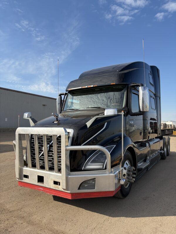 2020 Volvo VNL860