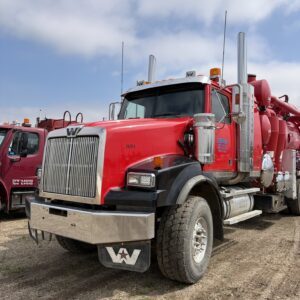 2007 Western Star 4900 w/ 2007 Almac Vac Pup