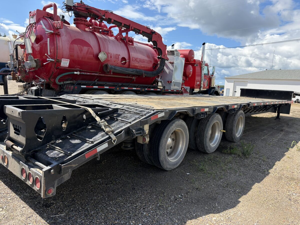 2015 Lodeking 53' Tri Axle Step Deck