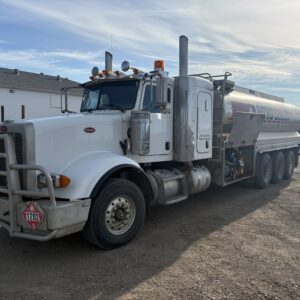 2009 Peterbilt 367 Tri-drive Fuel Truck