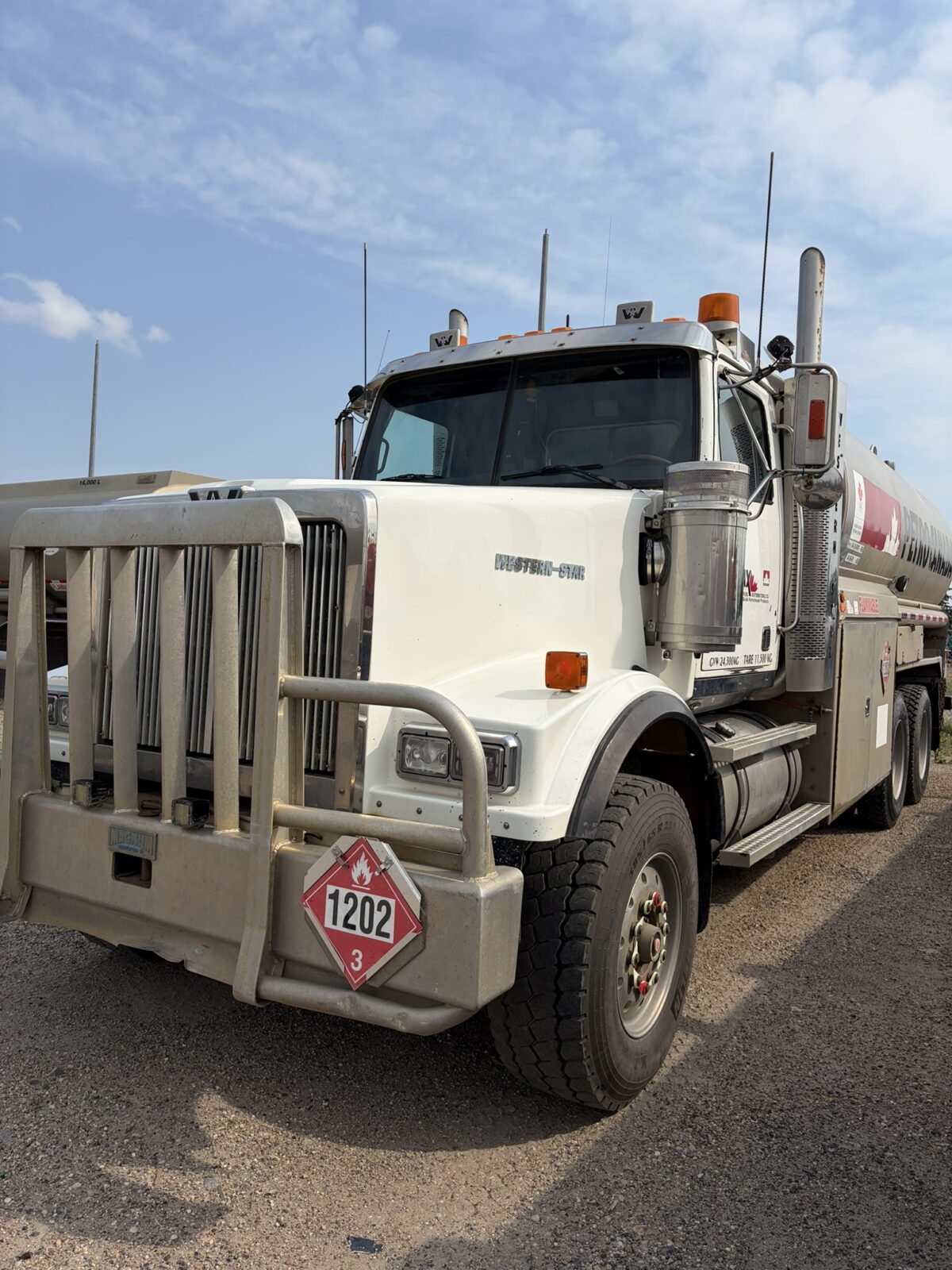 2006 Western Star 4900 Fuel Tanker