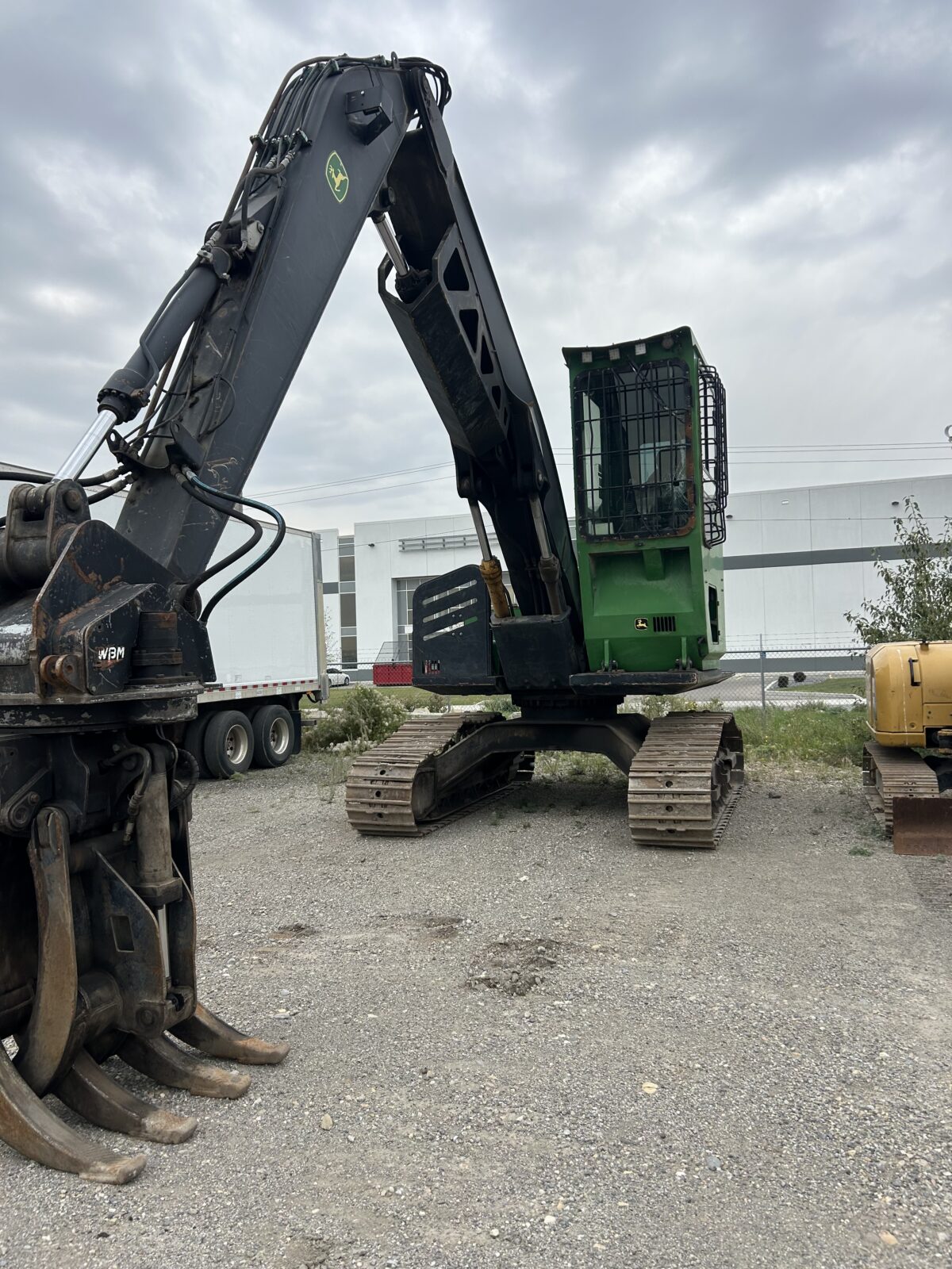 2006 John Deere 2054 Logger